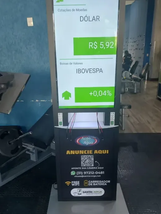 Totem Santa Carga instalado em ponto parceiro, Minas Gerais